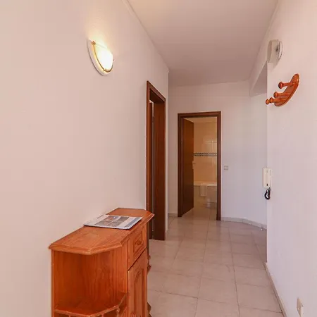 Apartment Oura 9ºa
