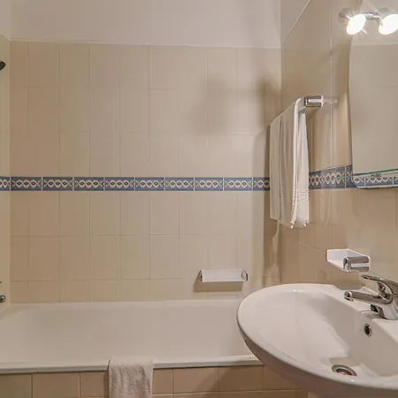 Oura 9ºa Apartment