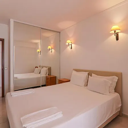 Oura 9ºa Apartment Armacao de Pera